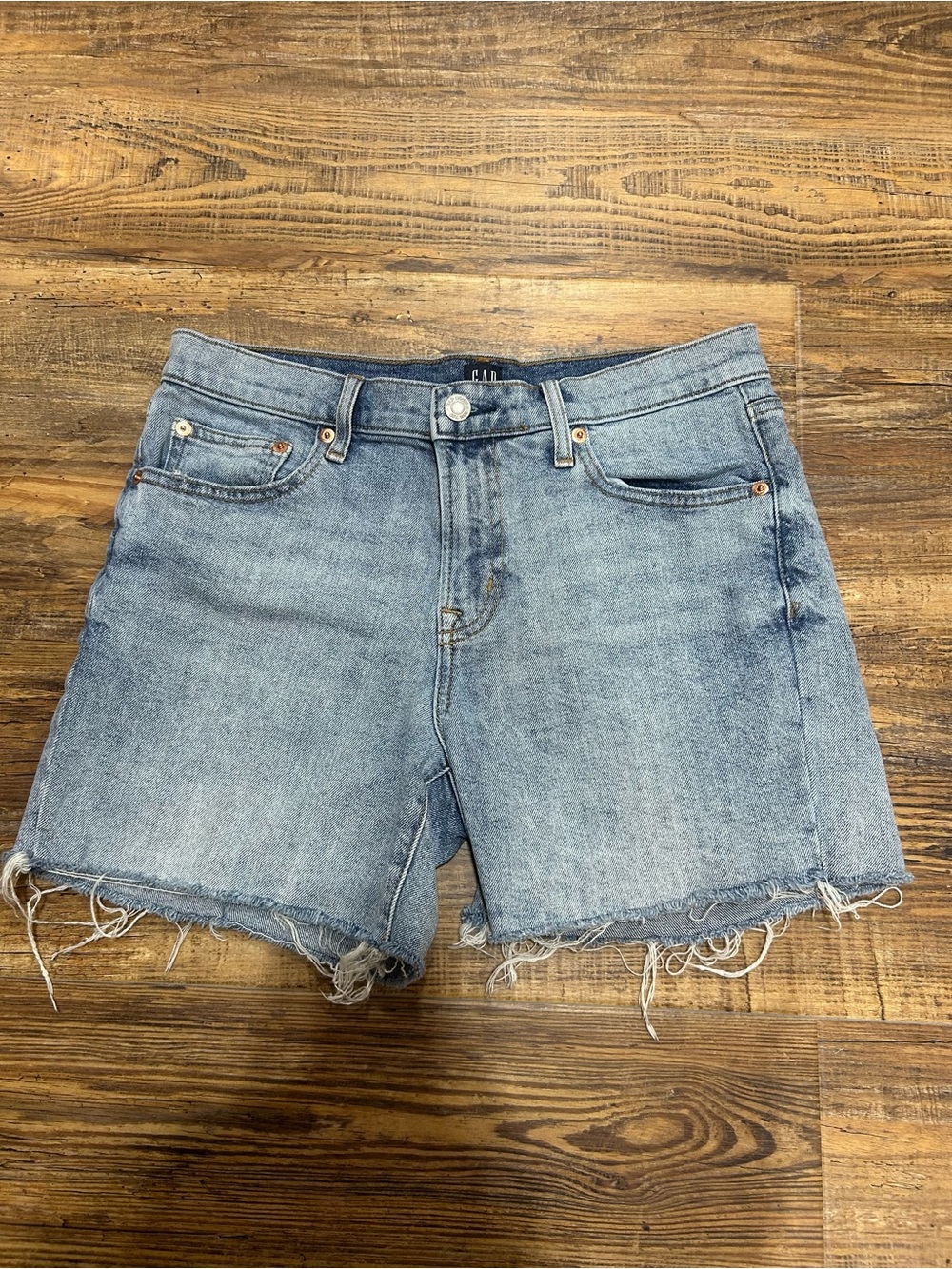 GAP Light Wash Frayed Hem Denim Shorts